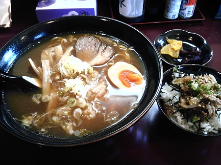 羽咋市_ラーメン杉-ラーメンセット2