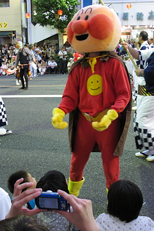 わるそうなアンパンマン