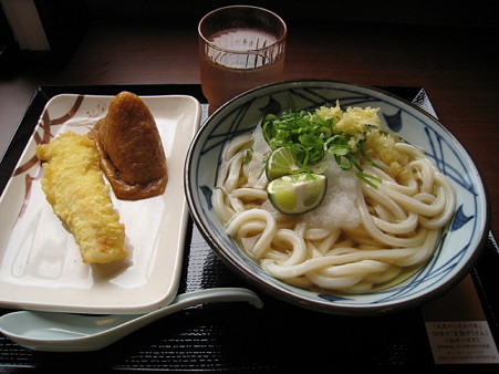 丸亀製麺所　すだちうどん（並）330円