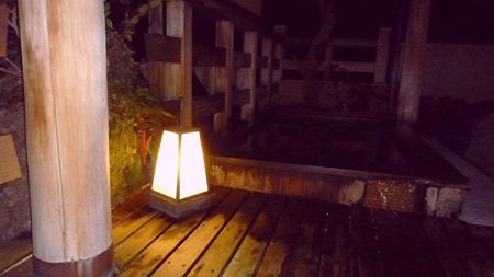 夜の露天風呂