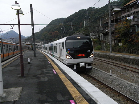 E257系中央本線(四方津駅)1