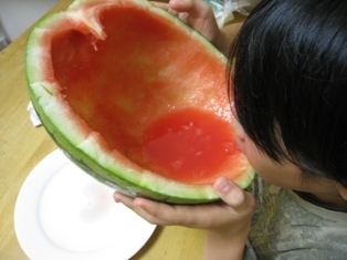 ごくごく