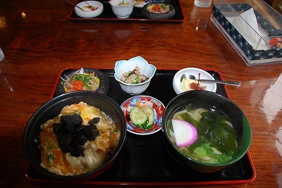 地鶏丼