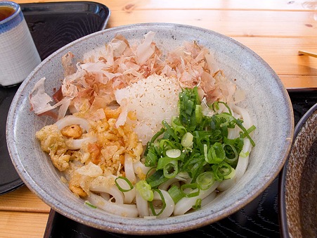 あつぶっかけうどん